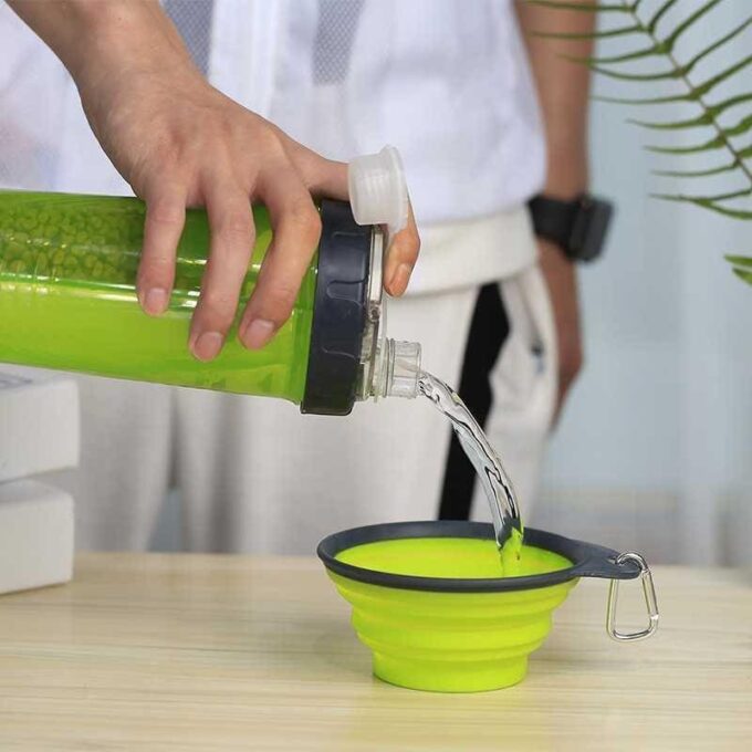 Botilito bebedero de agua y porta comida FK-70