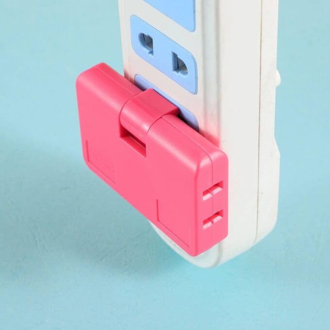 Multiconector 3 salidas de toma corriente adaptador FK22B-96