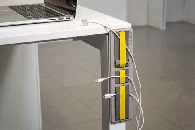 Organizador adhesivo para accesorios soporte para cables FK23D-105