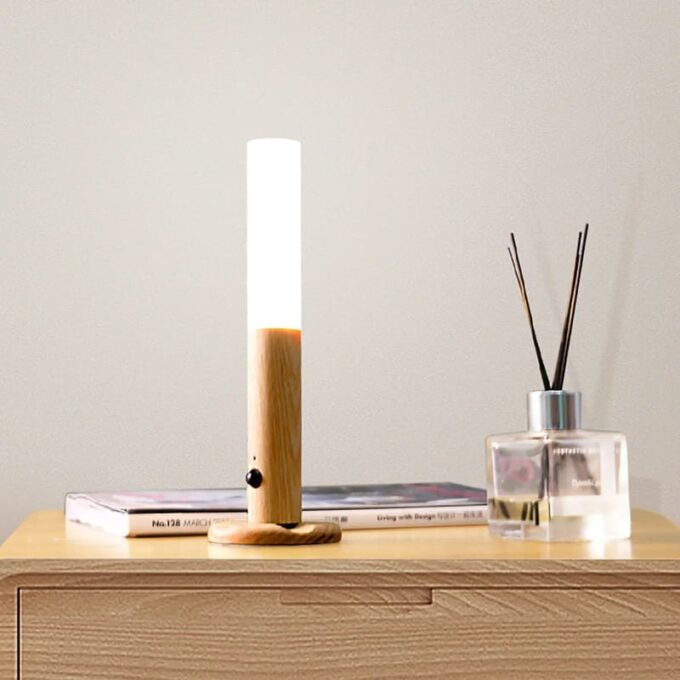 Lámpara de mesa recargable con sensor de movimiento luz inalámbrica recargable FK23D-53