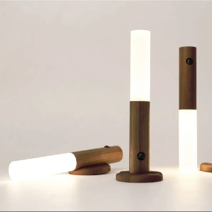 Lámpara de mesa recargable con sensor de movimiento luz inalámbrica recargable FK23D-53