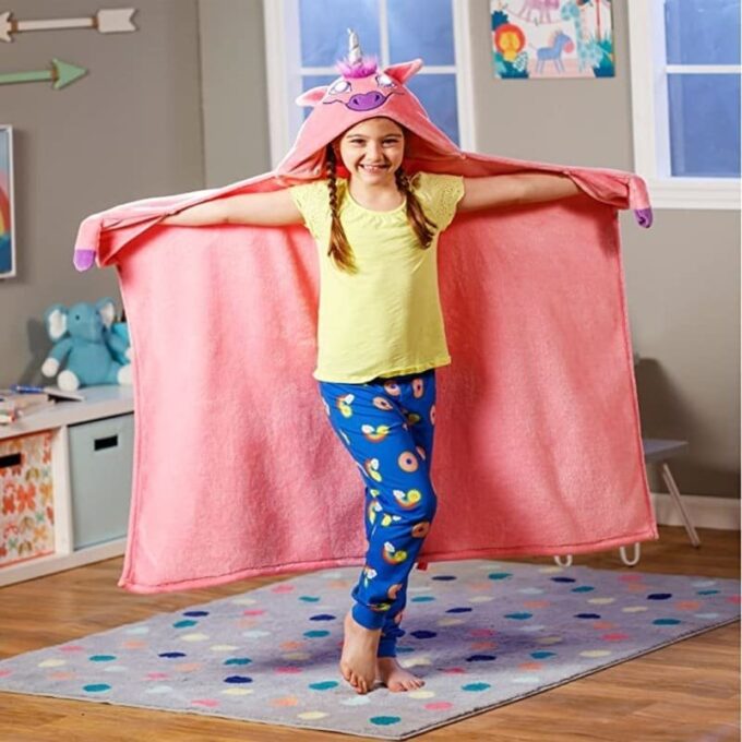 Manta capa infantil con luz en los ojos FK22-67