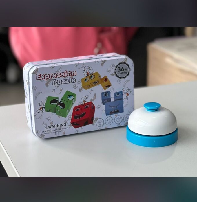 Cubos Rubik´s Caritas -juego De Mesa-rompecabezas De Madera
