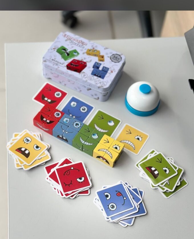 Cubos Rubik´s Caritas -juego De Mesa-rompecabezas De Madera