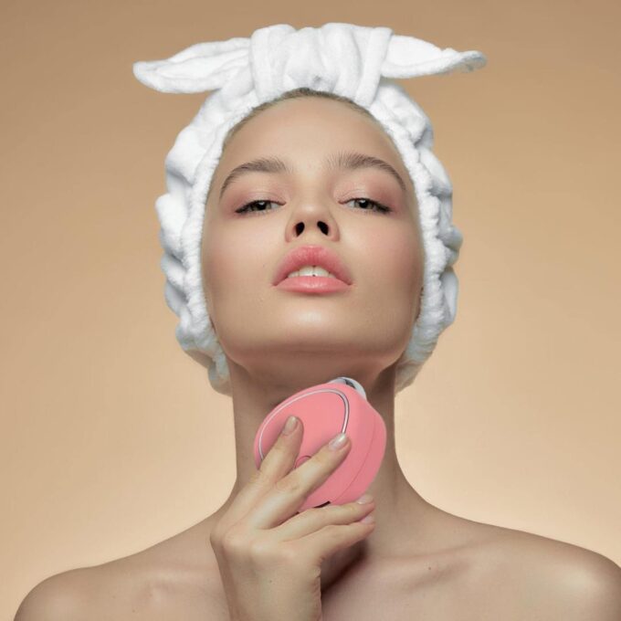 Masajeador facial con microcorriente rodillo estiramiento FK15-297