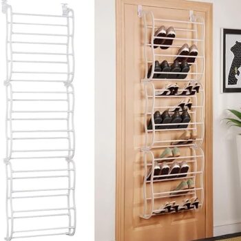 Zapatero detrás de la puerta